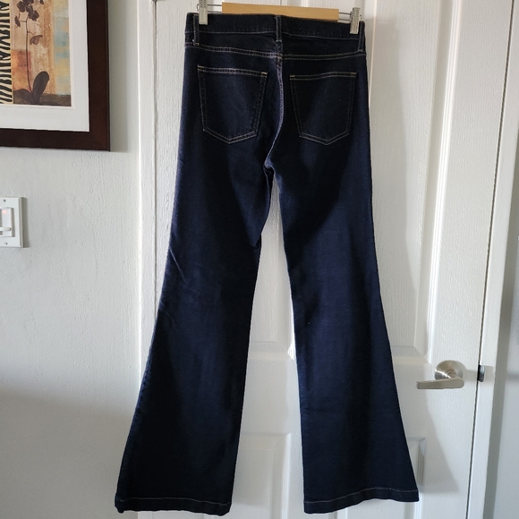 NWOT Gap Midrise Flare Jeans 27r - Picture 2 of 3
